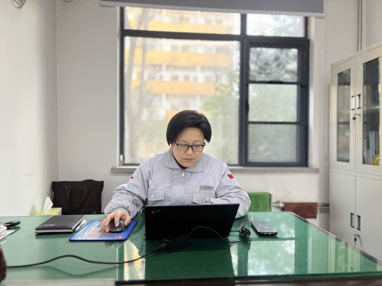 何華3.jpg 何華3.jpg